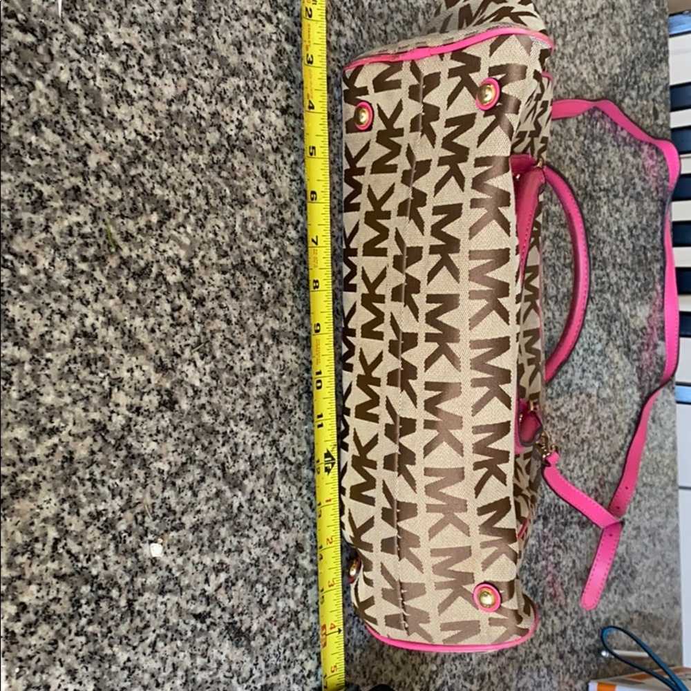 Michael Kors pink, tan and brown purse - Picture 4 of 9